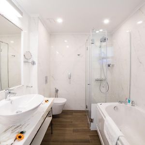 Superior Double or Twin Room Sea View